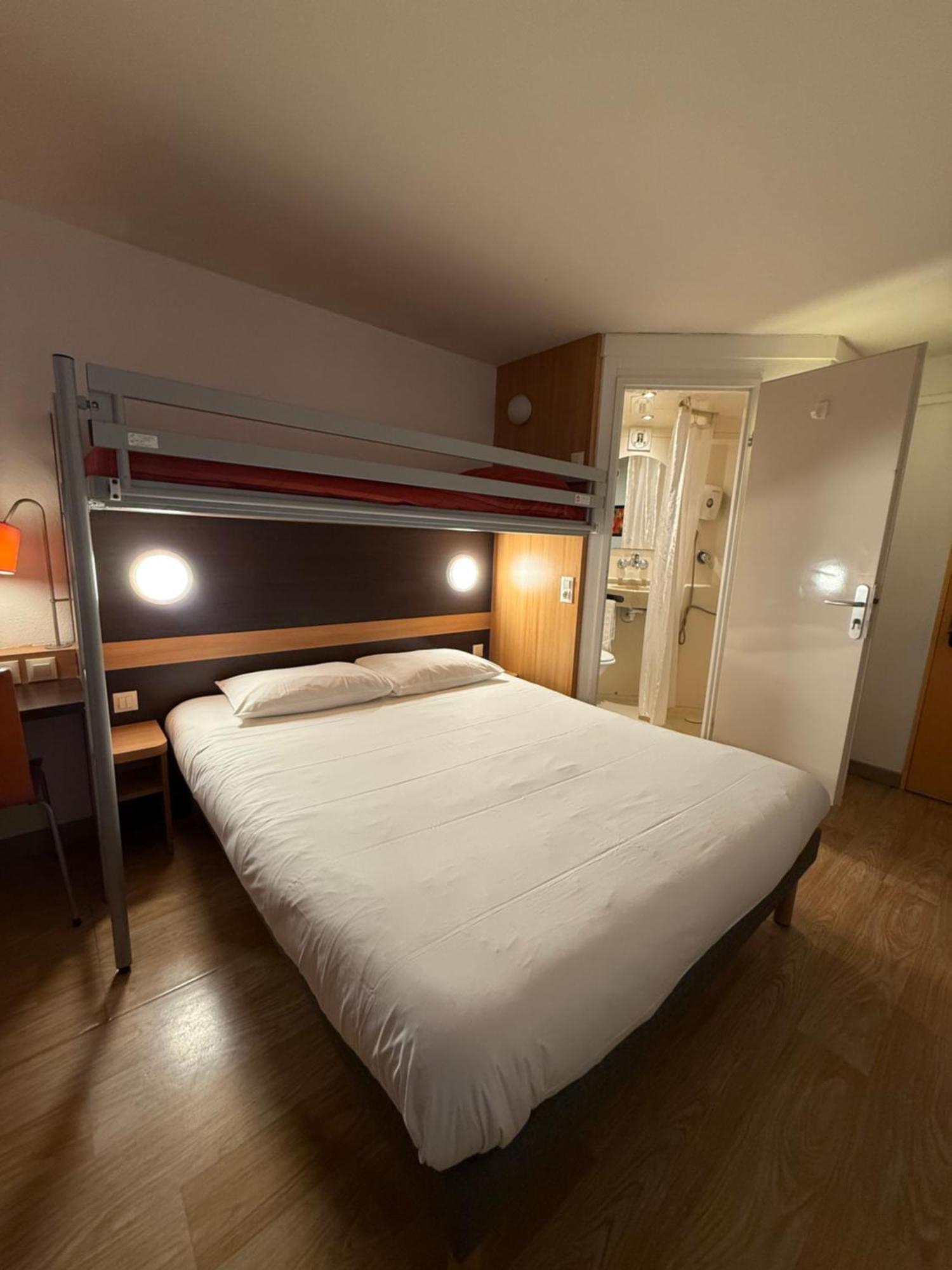 B&B Hotel Lisieux Parc Des Expositions Exterior photo